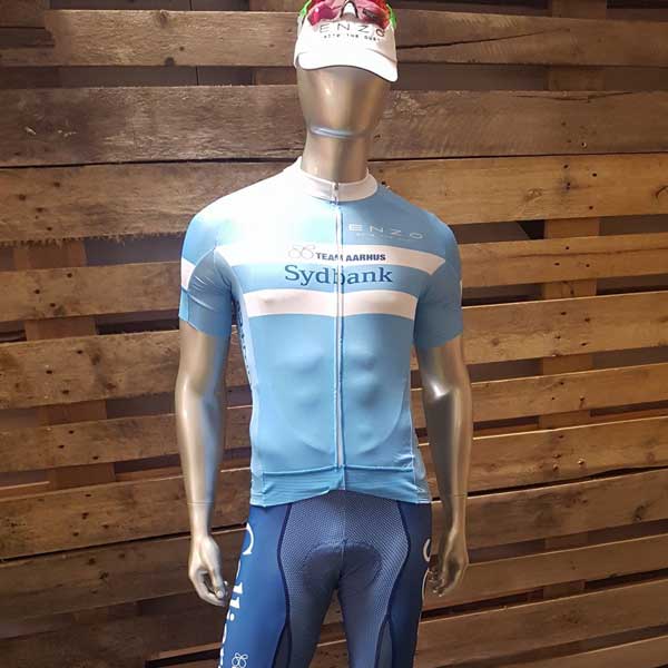 12-grafisk-design-cykeltøj-12a