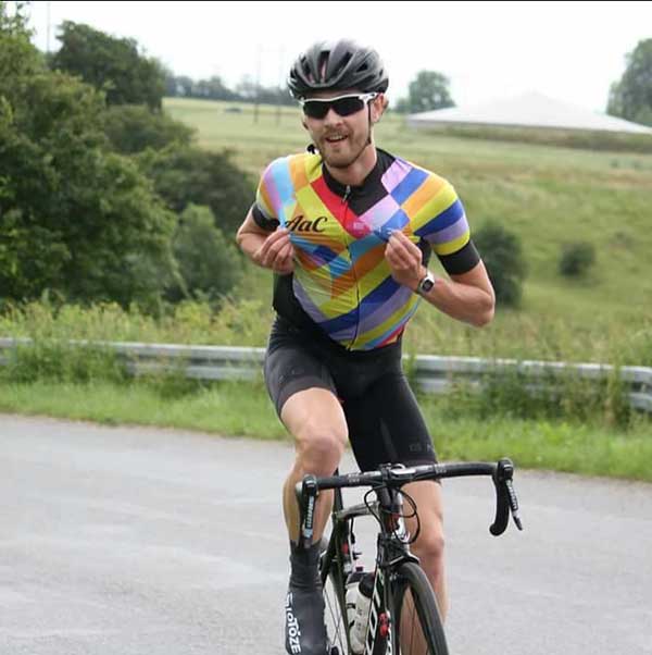 23-grafisk-design-cykeltøj-23